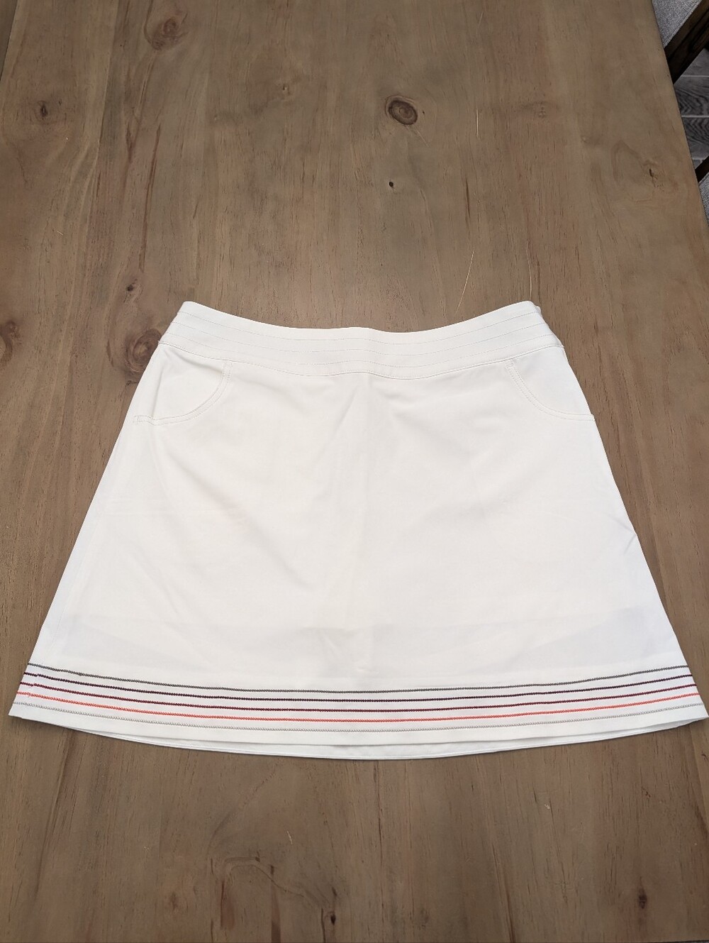 Nike Golf Fit Dry White Skort w Embroidered Colorful Hem Women's Size 14